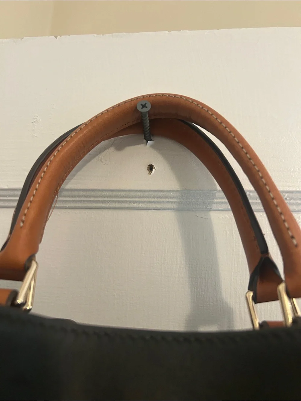 Dooney & Bourke classic dooney